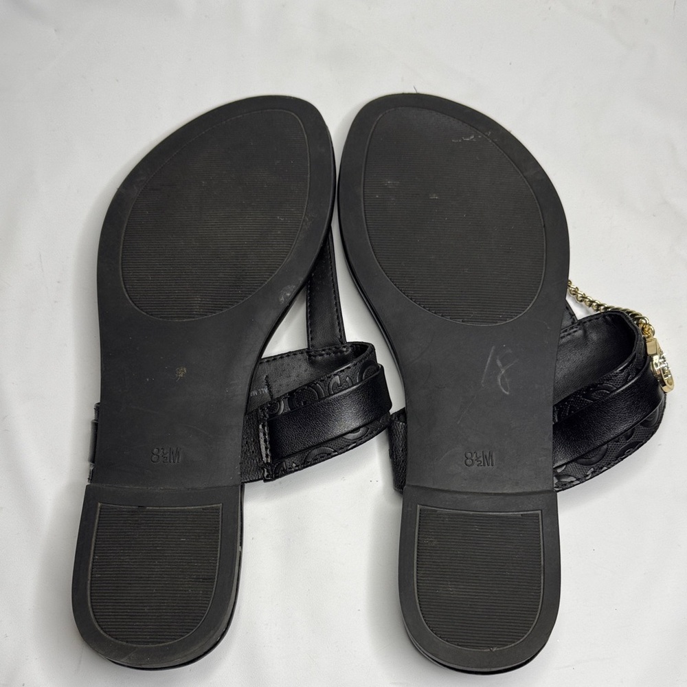 GBG Los Angeles Black Sandals with Gold Chain Accent - Picture 5 of 7